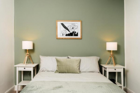 Alice's Central Stay: Parking + Close to the Motor Point Arena